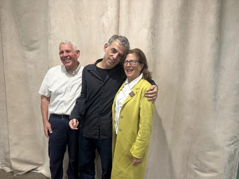 AC6FDD3B-6576-497A-964E-C6B50C551D09_1_105_c